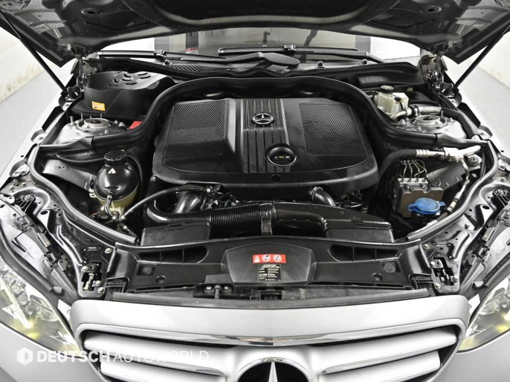 Mercedes Benz E class - Vista 6