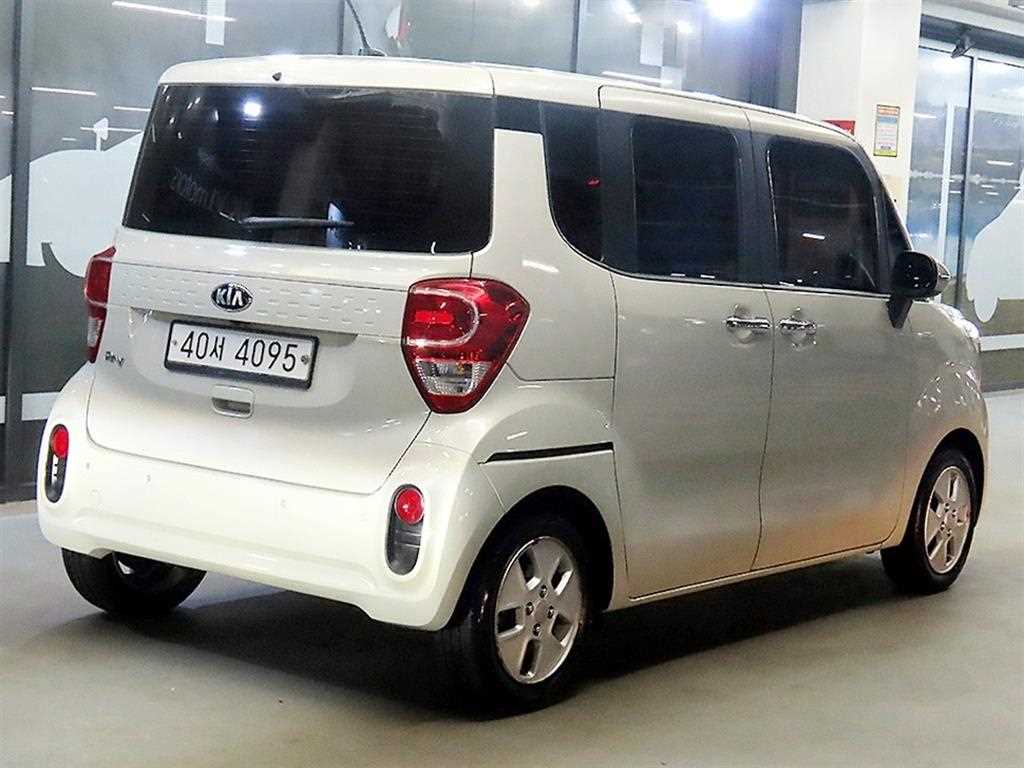 KIA Ray - Vista 4