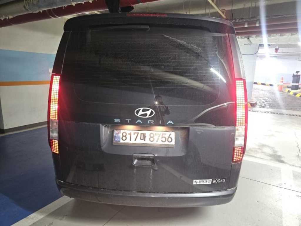 HYUNDAI Staria - Vista 6