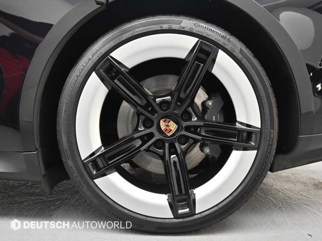Porsche Taycan - Vista 5