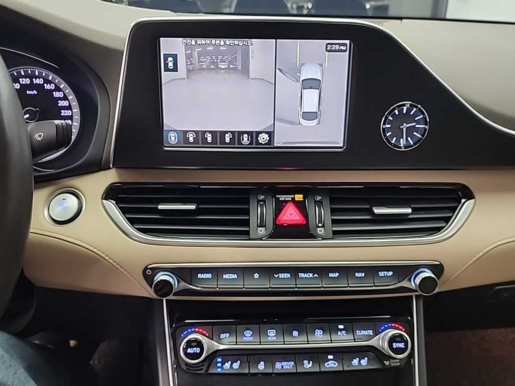 HYUNDAI Grandeur - Vista 10