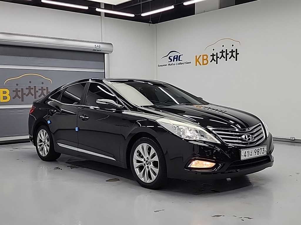 HYUNDAI Grandeur - Vista 4