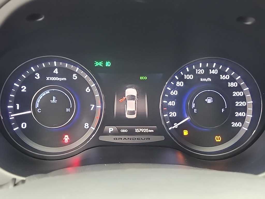 HYUNDAI Grandeur - Vista 6