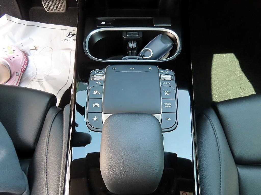 Mercedes Benz A Class 2023 Blanco - Importación desde Corea - HF Imports Iquique - Foto 13