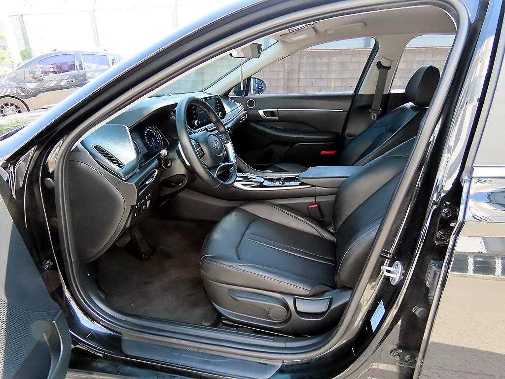 HYUNDAI Sonata - Vista 5