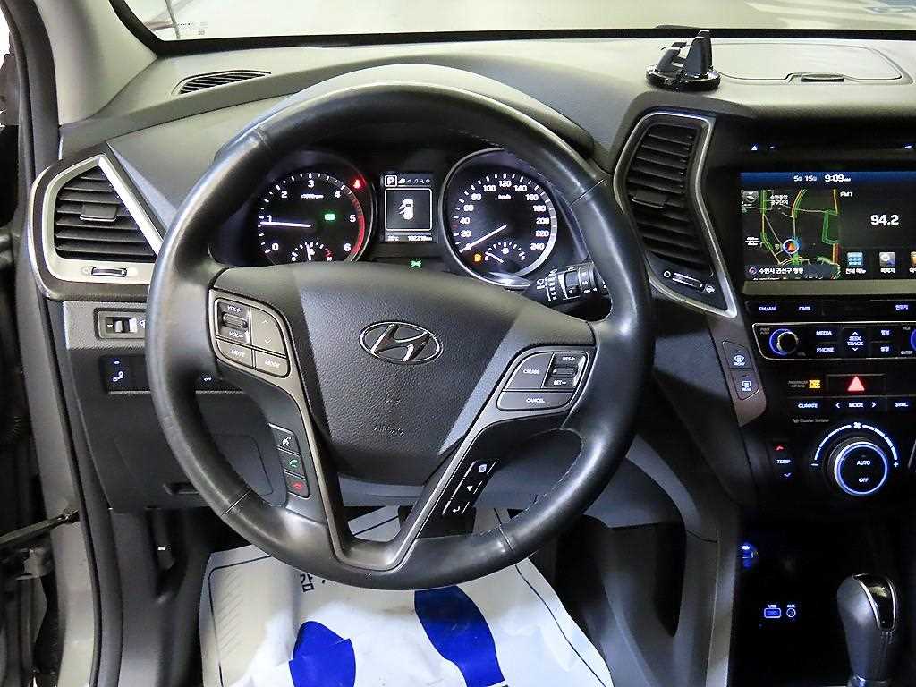 HYUNDAI Santa Fe - Vista 8