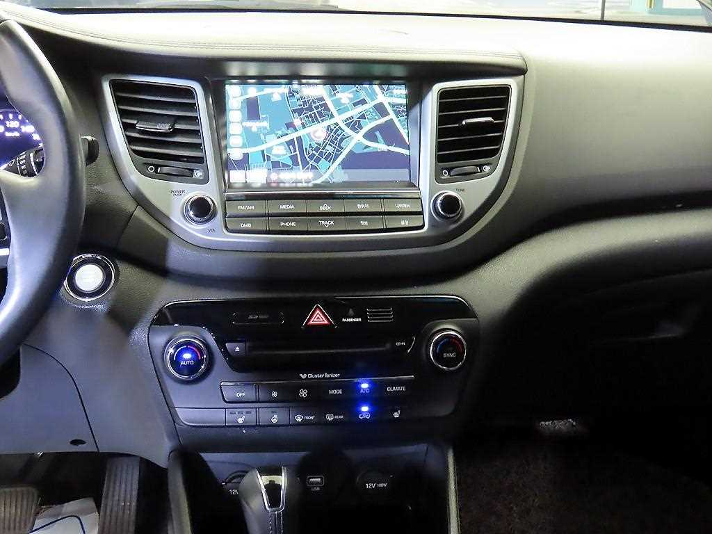 HYUNDAI Tucson - Vista 11