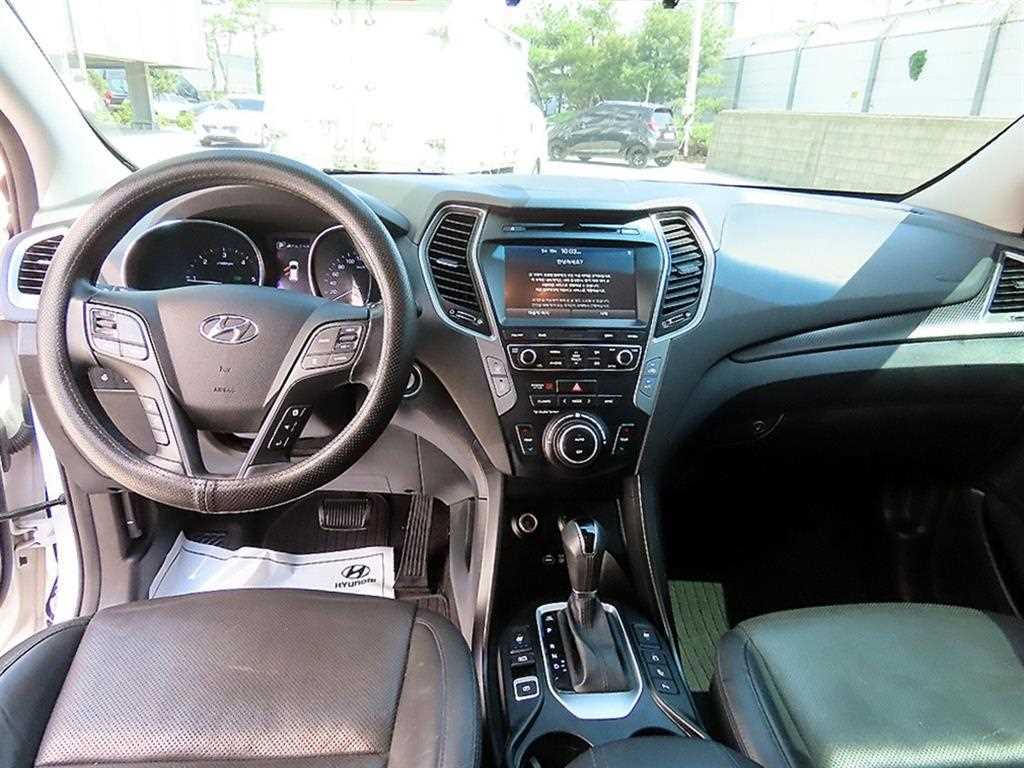 HYUNDAI Santa Fe - Vista 7