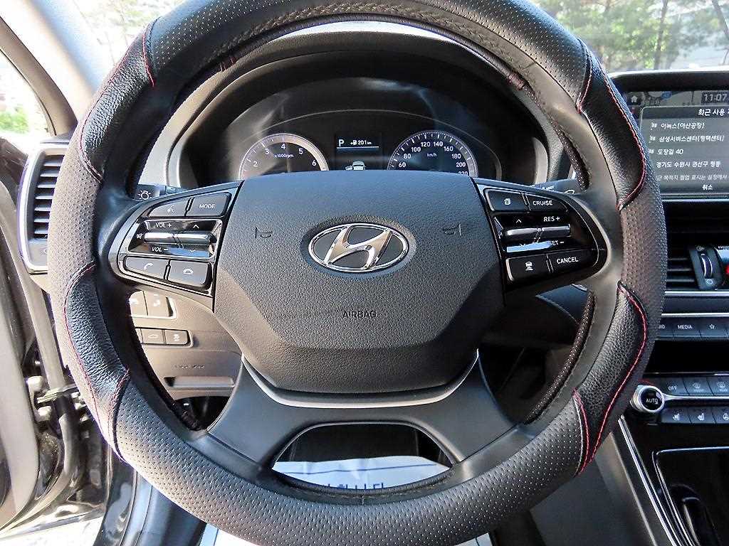 HYUNDAI Grandeur - Vista 8