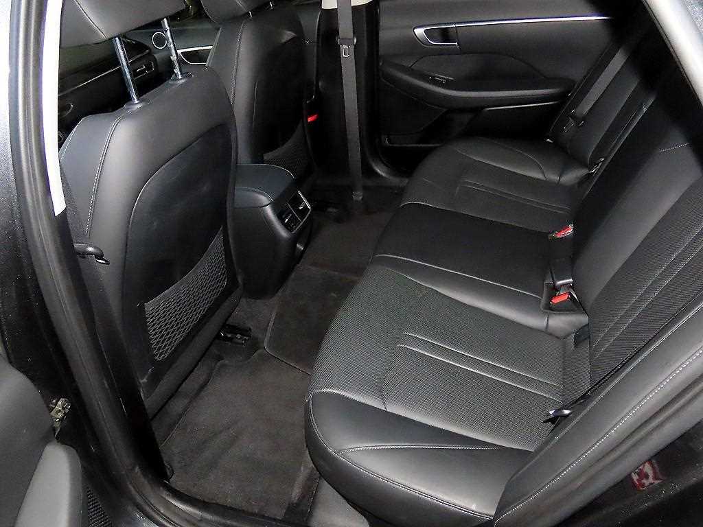 HYUNDAI Sonata - Vista 7