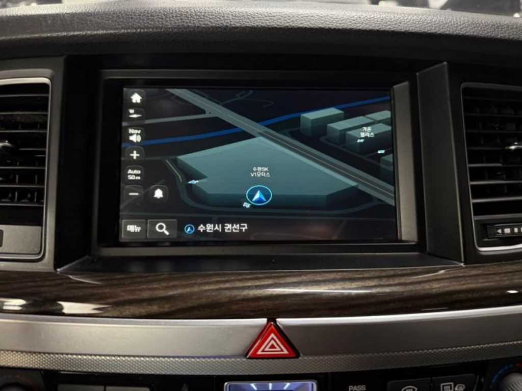 Genesis G80 - Vista 10