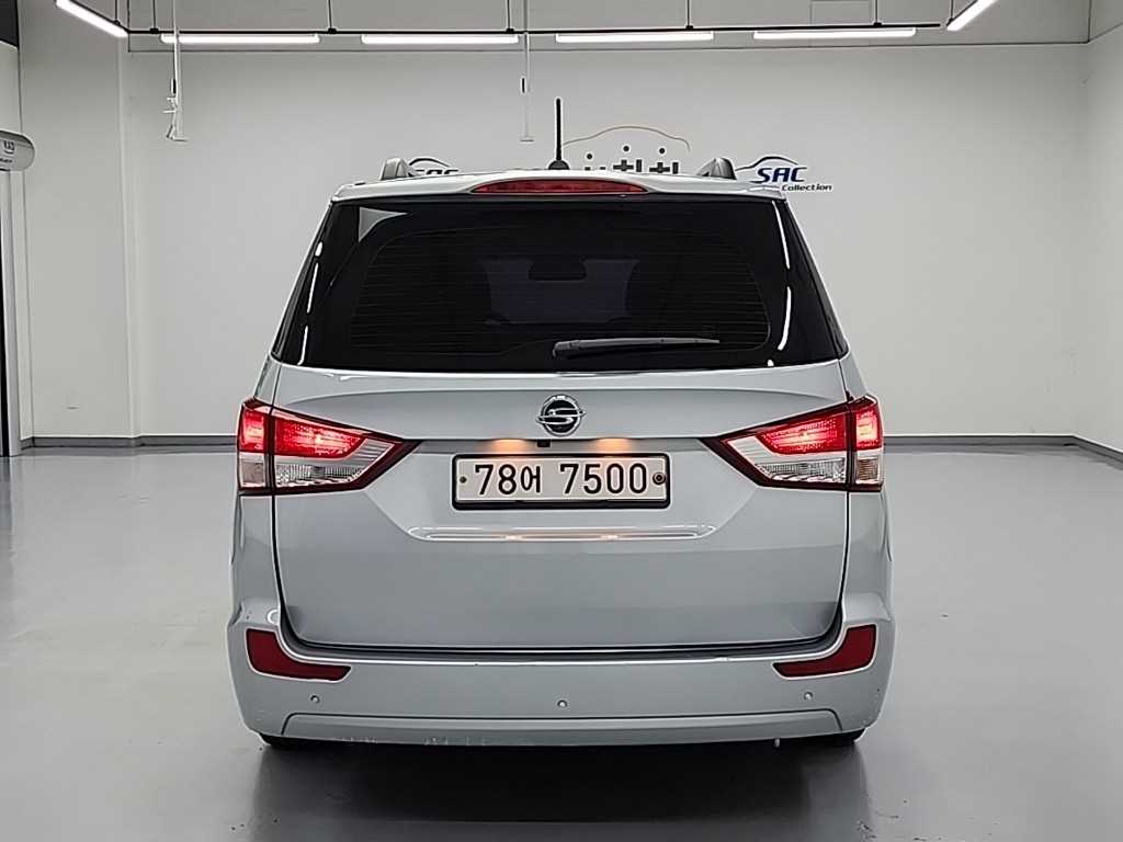 Ssangyong Korando - Vista 3