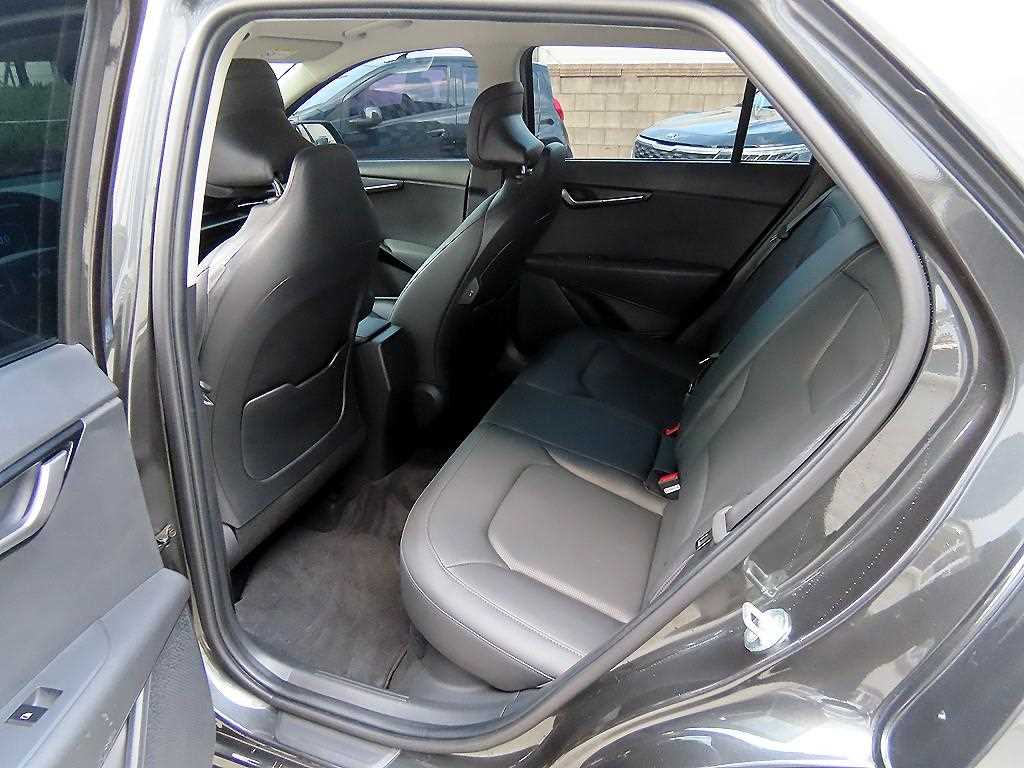 KIA Niro - Vista 6