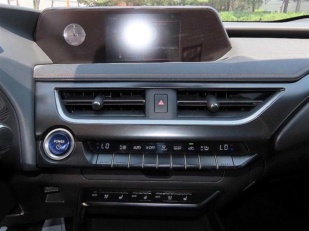 Lexus UX 2019 Gris - Importación desde Corea - HF Imports Iquique - Foto 13