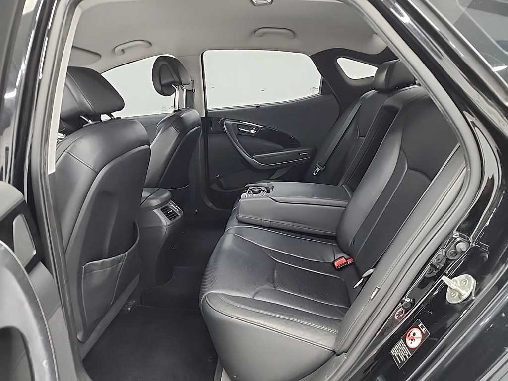 HYUNDAI Grandeur - Vista 12