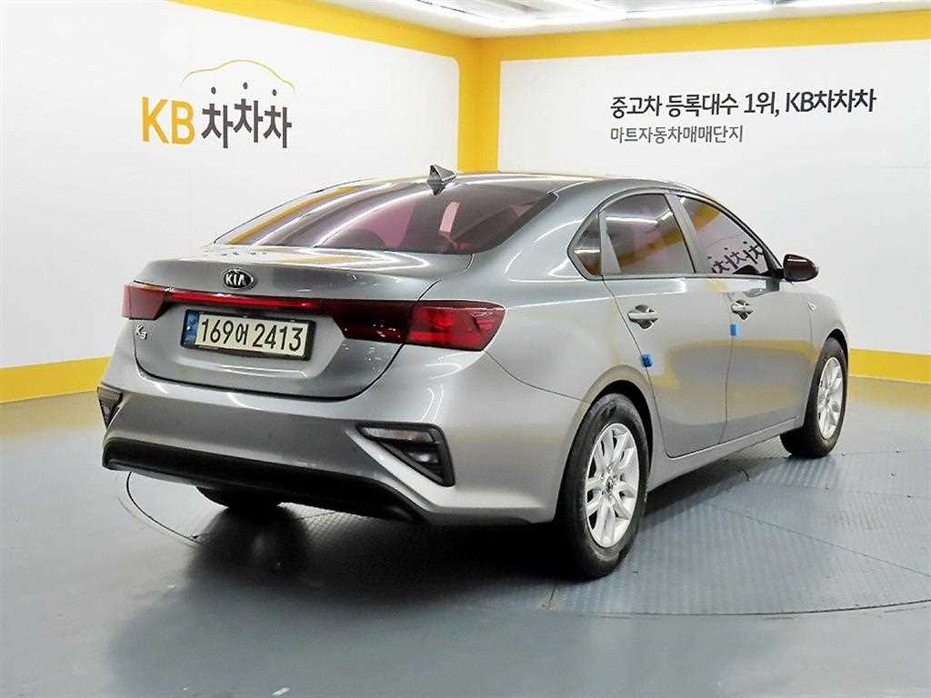 KIA K3 - Vista 4