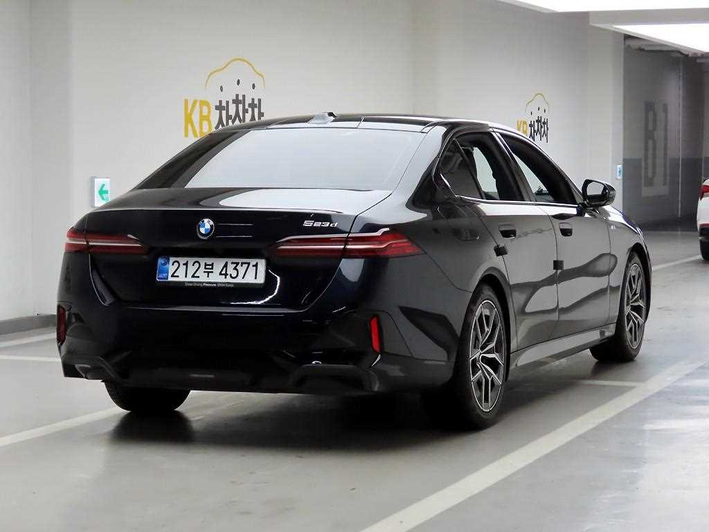 BMW 5 Series - Vista 4