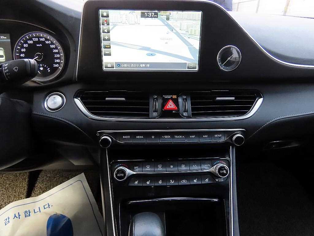 HYUNDAI Grandeur 2017 Negro - Importación desde Corea - HF Imports Iquique - Foto 20
