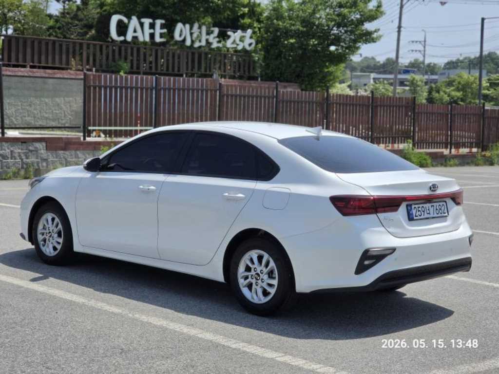 KIA K3 - Vista 4