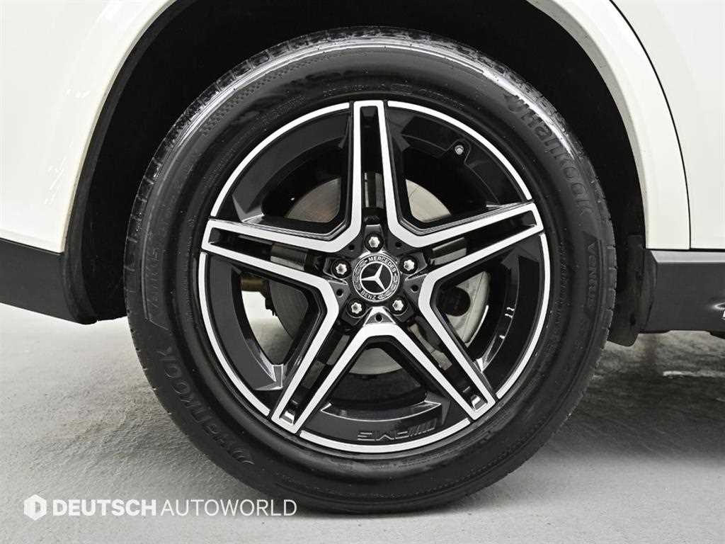 Mercedes Benz GLE Class - Vista 6