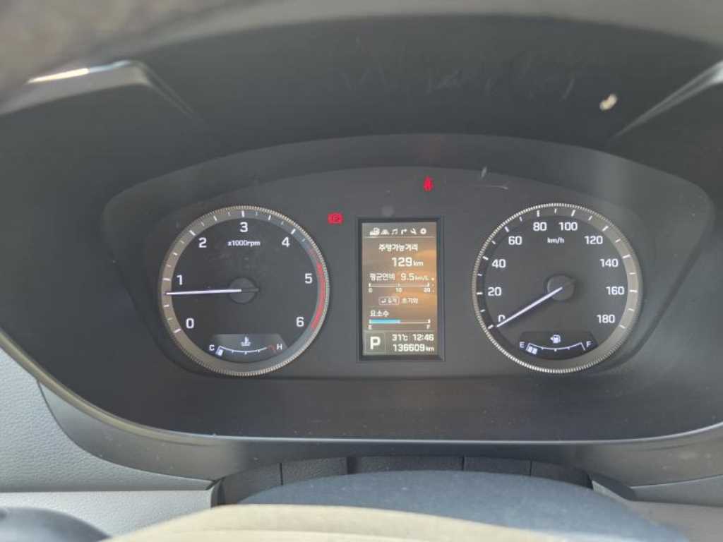 HYUNDAI Solati - Vista 12