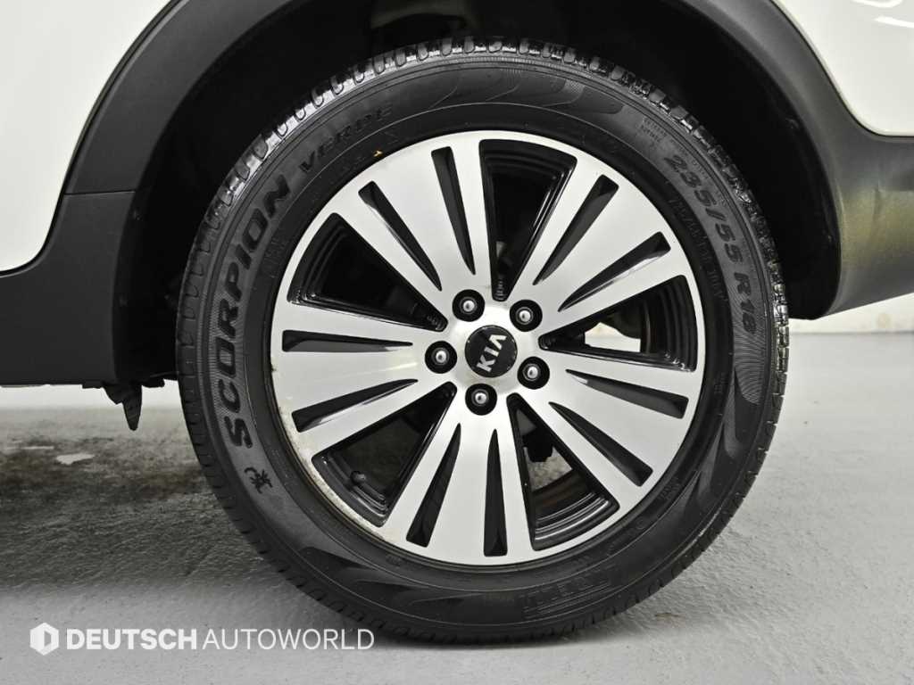 KIA Sportage - Vista 5