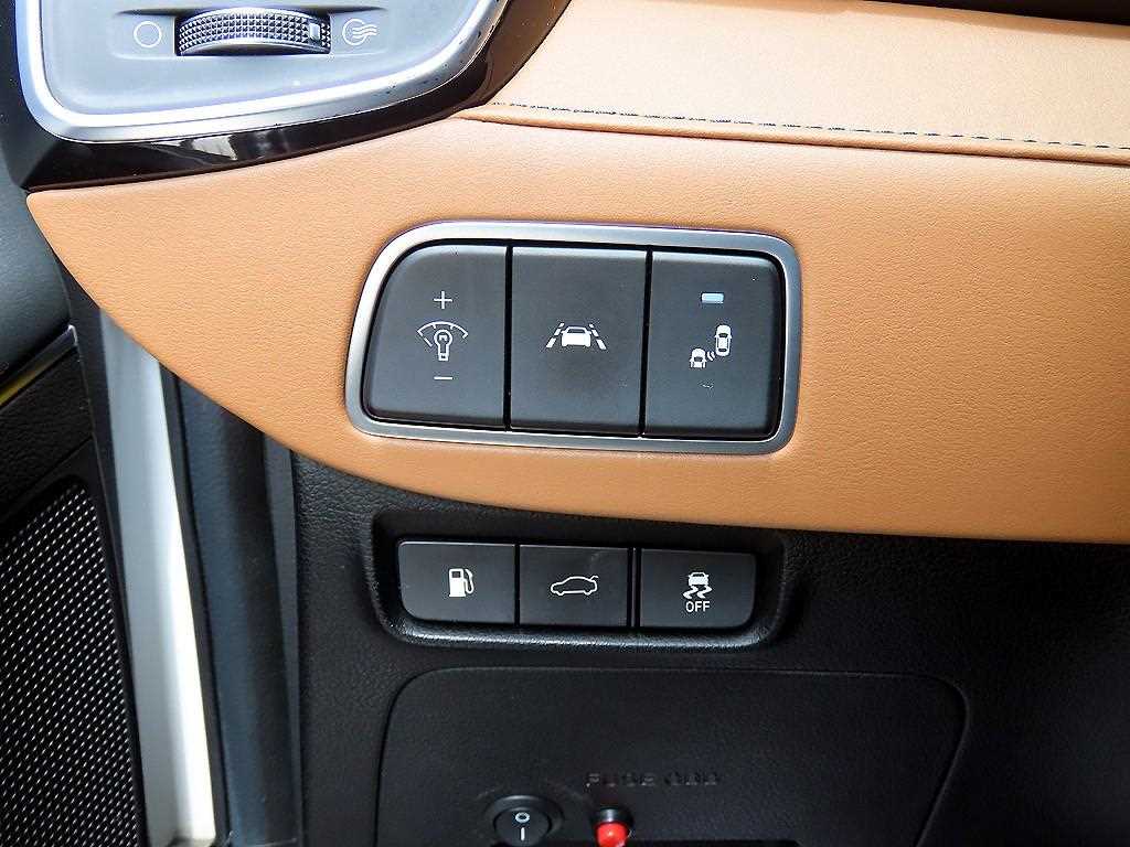 HYUNDAI Grandeur - Vista 12