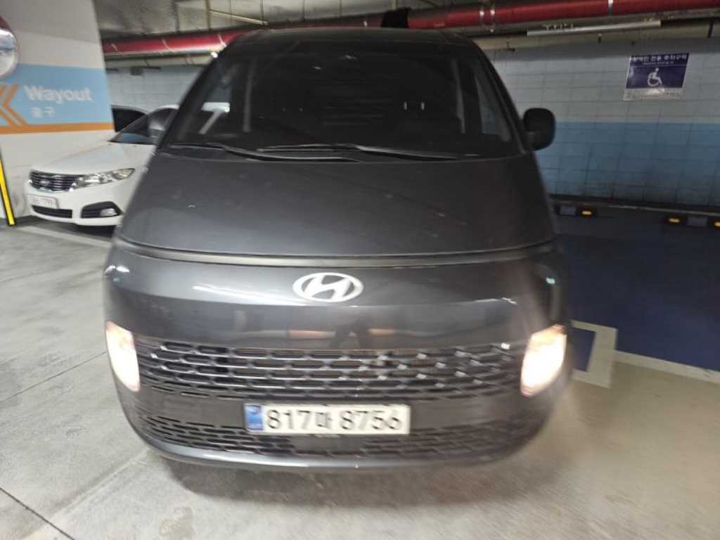 HYUNDAI Staria 2025 Gris - Importación desde Corea - HF Imports Iquique - Foto 1
