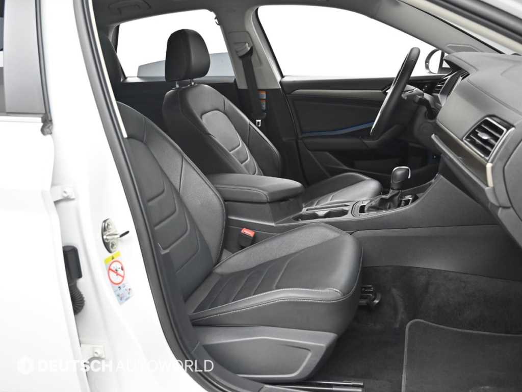 Volkswagen Jetta - Vista 10