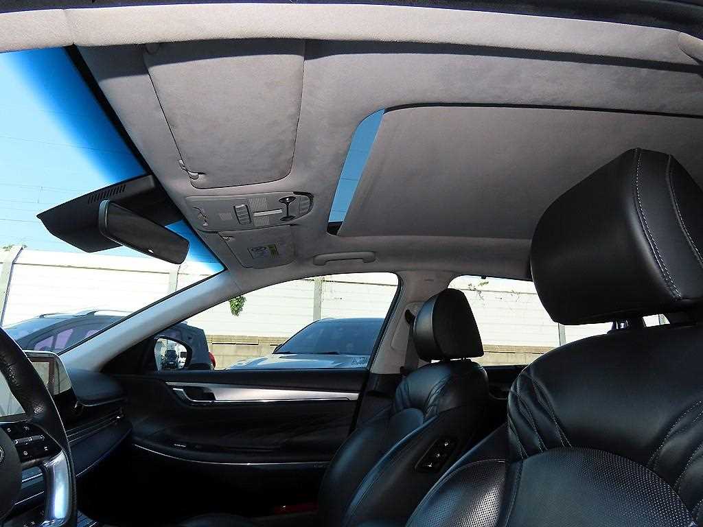HYUNDAI Grandeur 2020 Negro - Importación desde Corea - HF Imports Iquique - Foto 16
