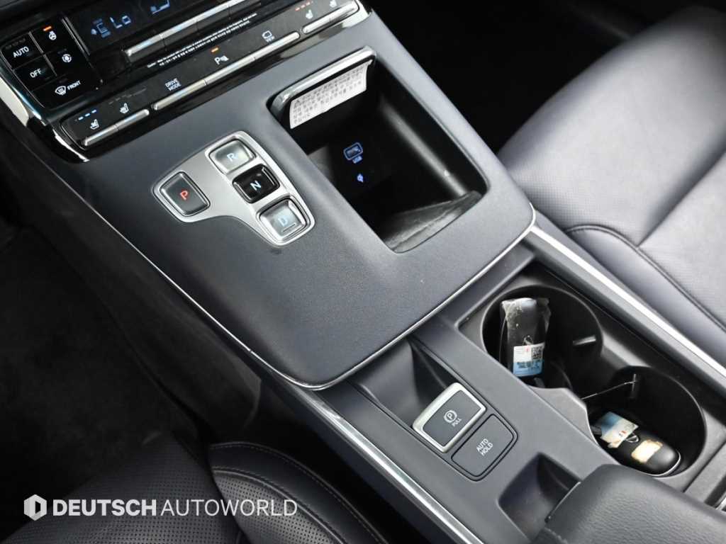HYUNDAI Grandeur - Vista 9