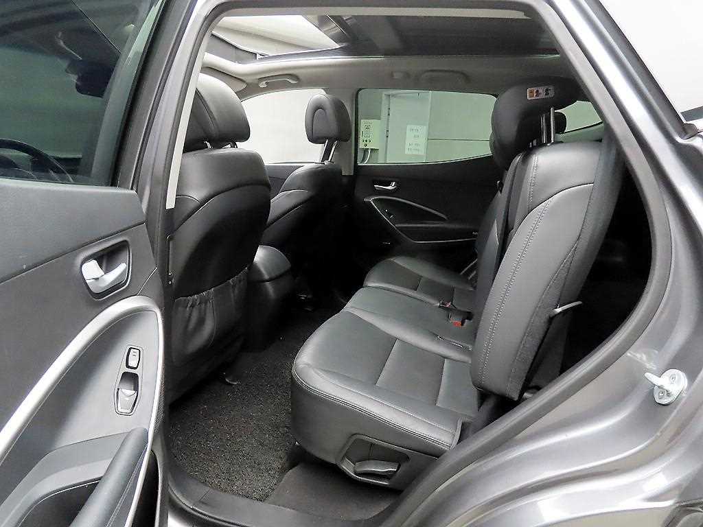 HYUNDAI Santa Fe - Vista 6