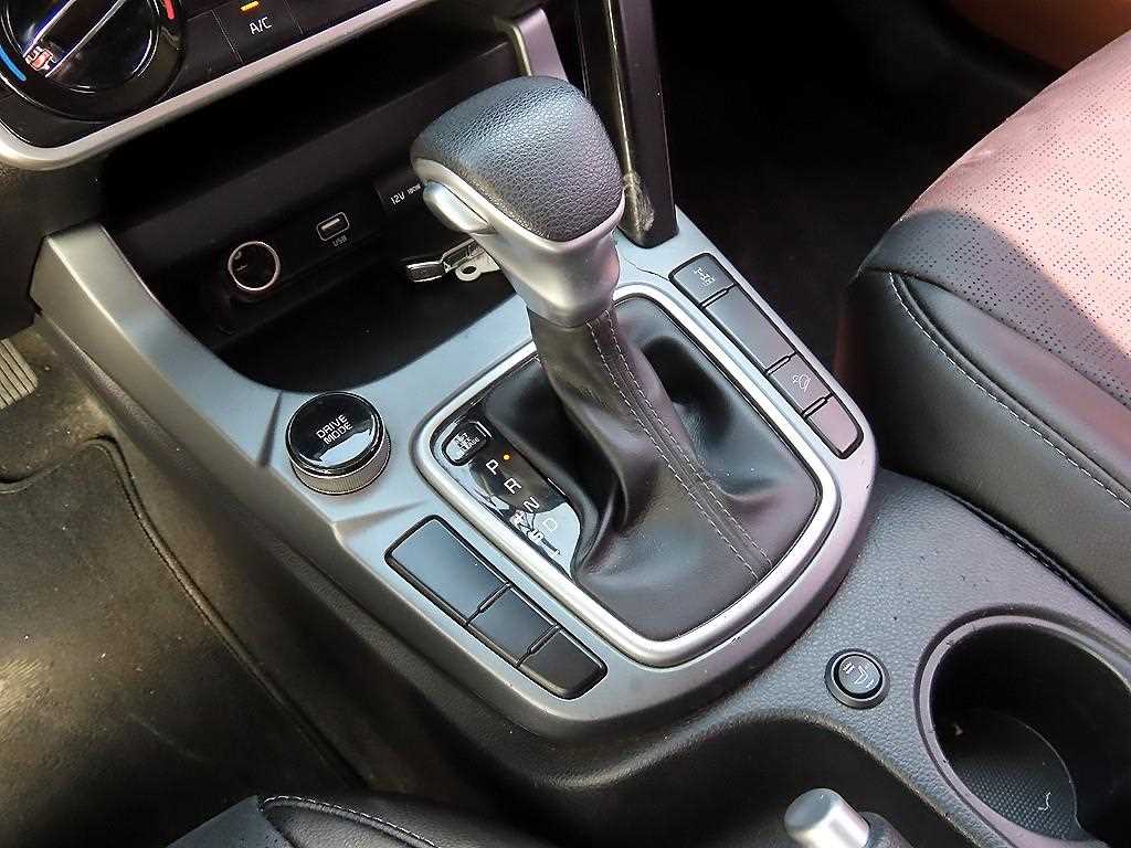 KIA Seltos - Vista 11