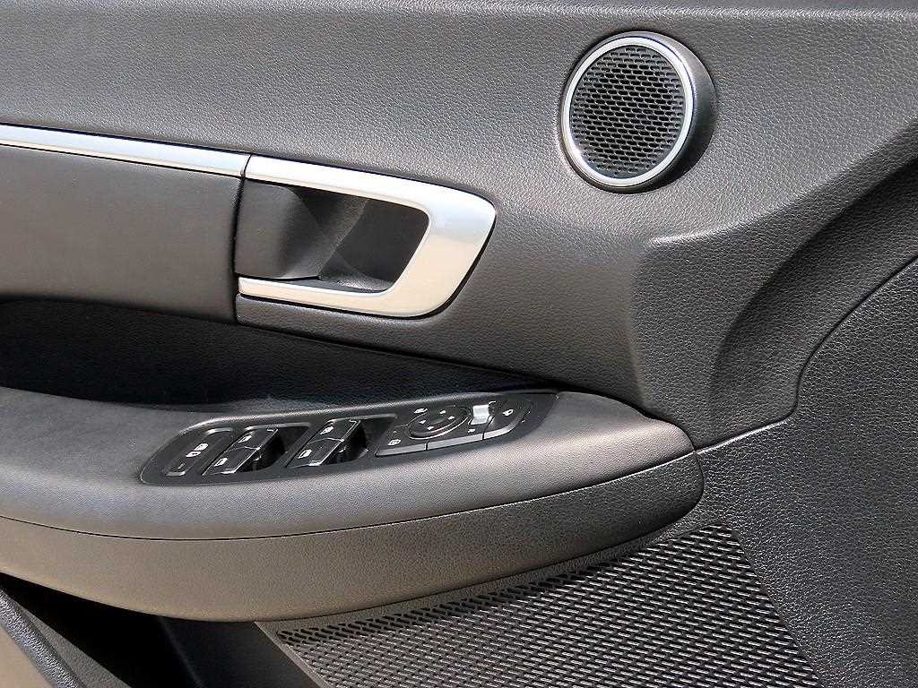 HYUNDAI Sonata - Vista 10