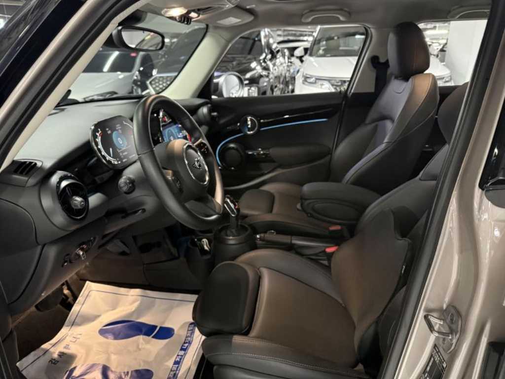 Mini Cooper - Vista 9