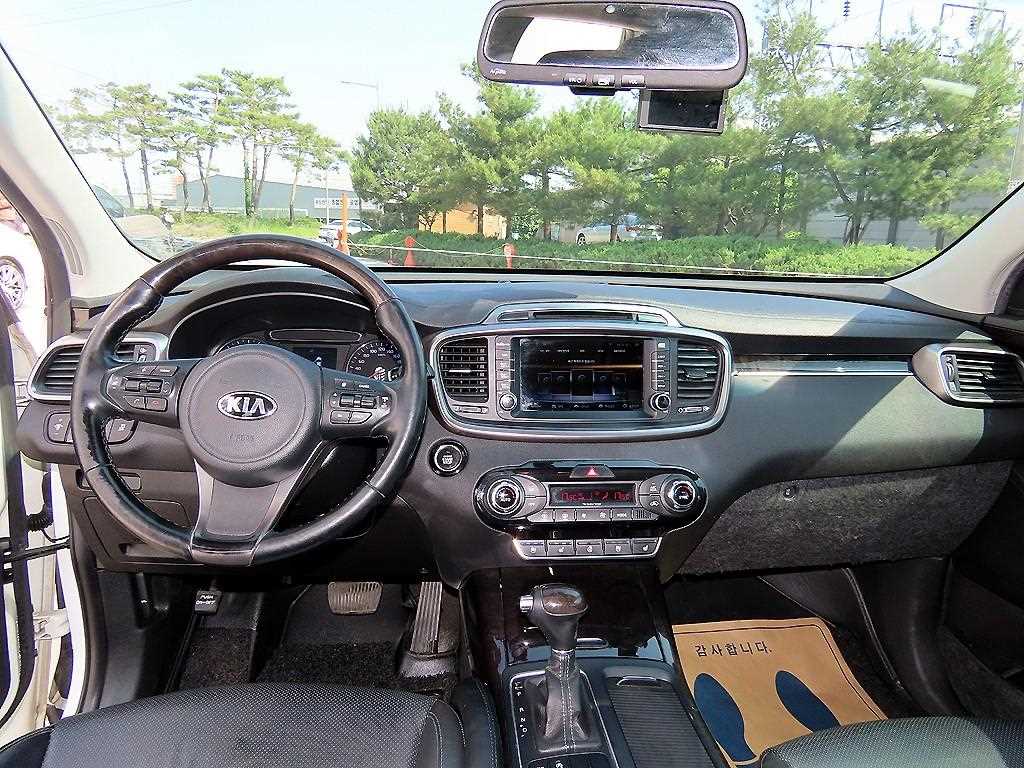 KIA Sorento - Vista 7