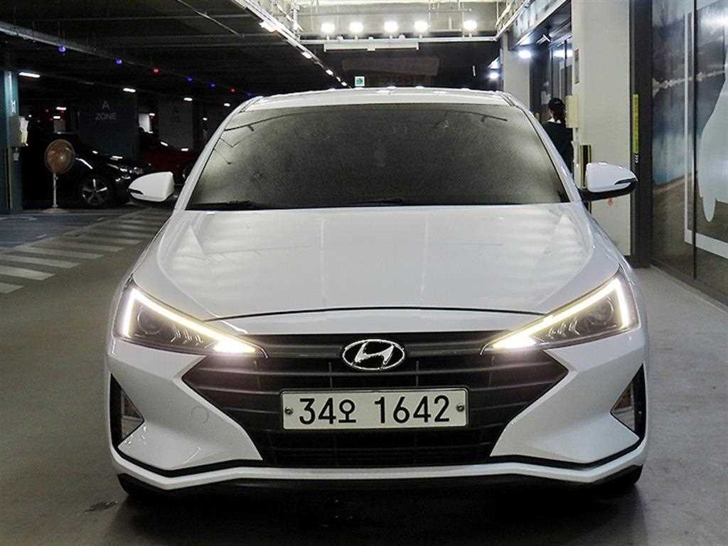 HYUNDAI Avante 2019 - Importación desde Corea - HF Imports Iquique - Foto 1