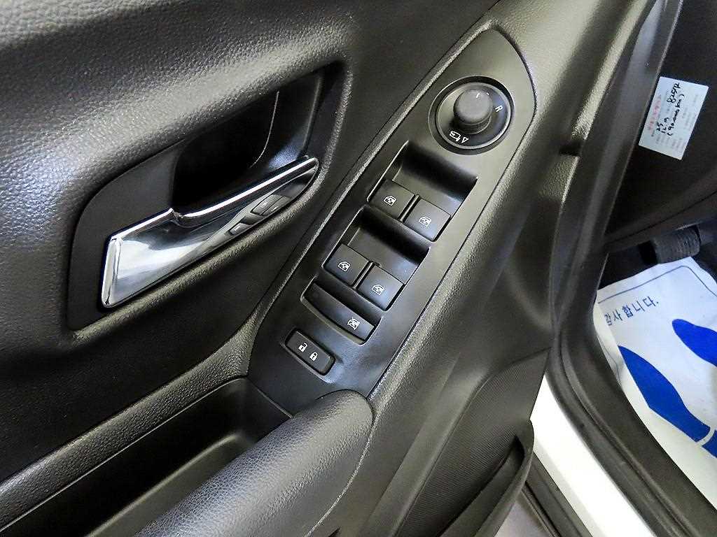 Chevrolet Trax 2020 Blanco - Importación desde Corea - HF Imports Iquique - Foto 13