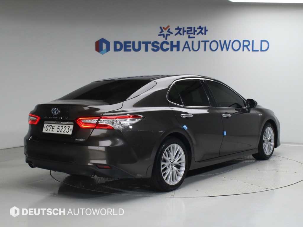 Toyota Camry - Vista 2