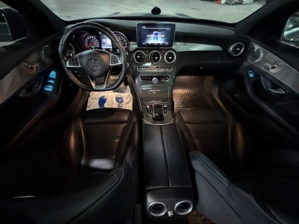Mercedes Benz C Class - Vista 6