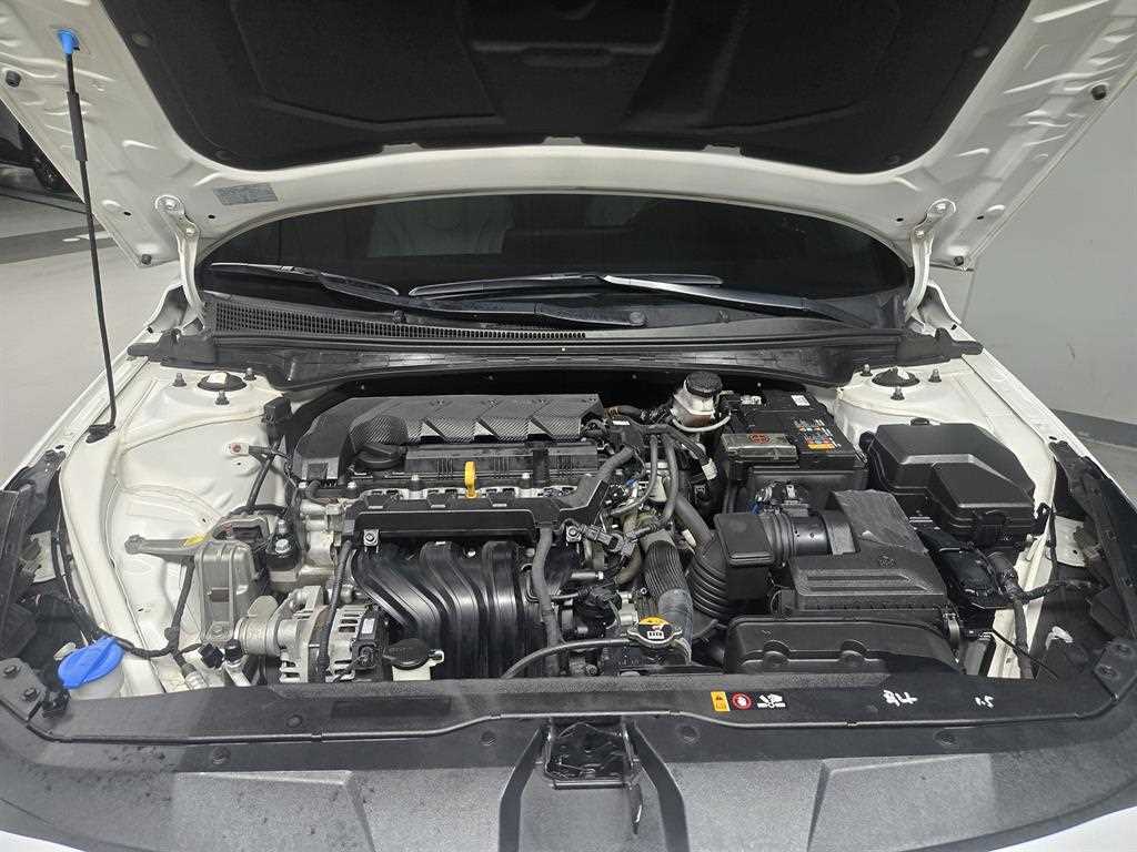HYUNDAI Avante 2021 Blanco - Importación desde Corea - HF Imports Iquique - Foto 17