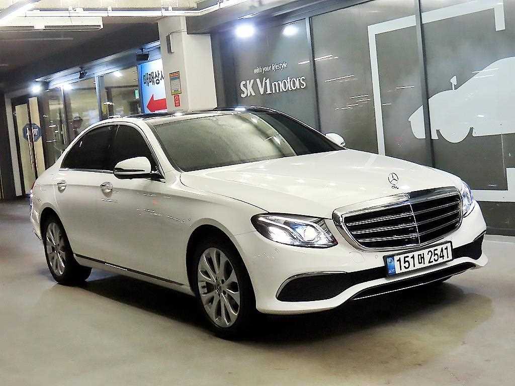 Mercedes Benz E class 2019 Blanco - Importación desde Corea - HF Imports Iquique - Foto 1
