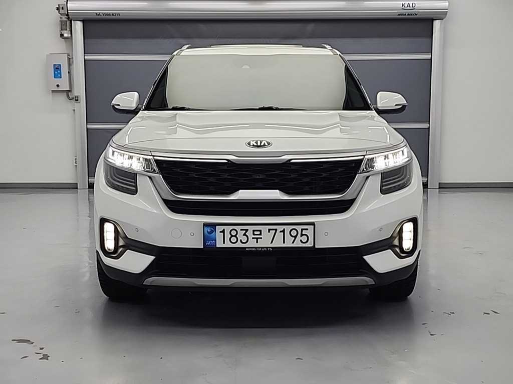 KIA Seltos - Vista 2