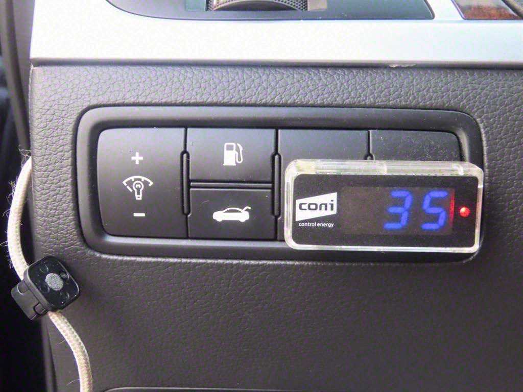 HYUNDAI Genesis - Vista 11
