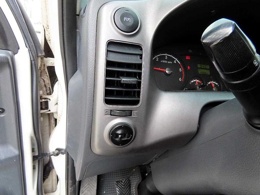 Small Truck Normal Box(High Deck) 2014 Blanco - Importación desde Corea - HF Imports Iquique - Foto 13