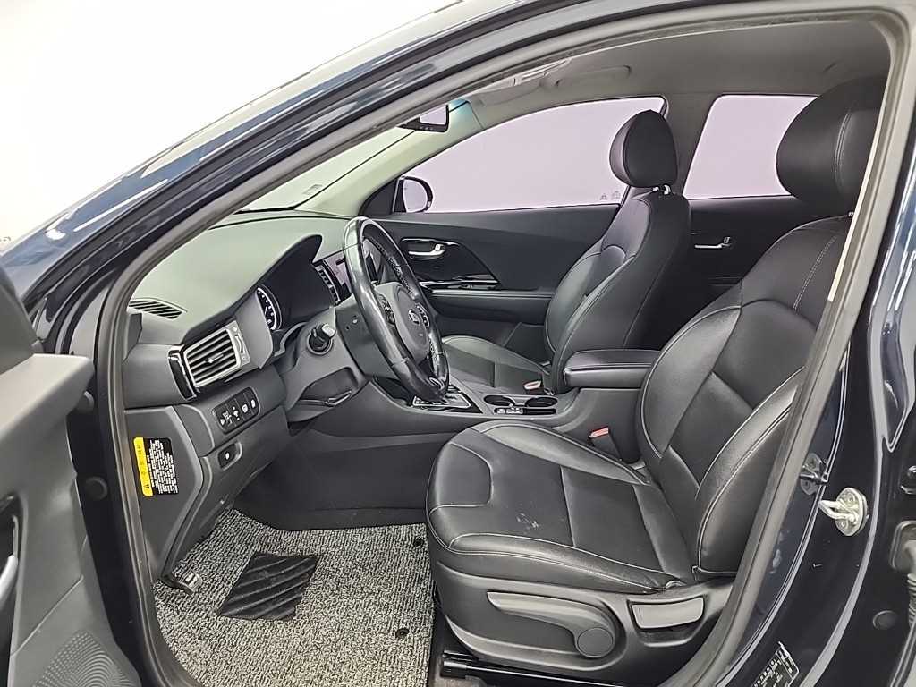KIA Niro - Vista 11