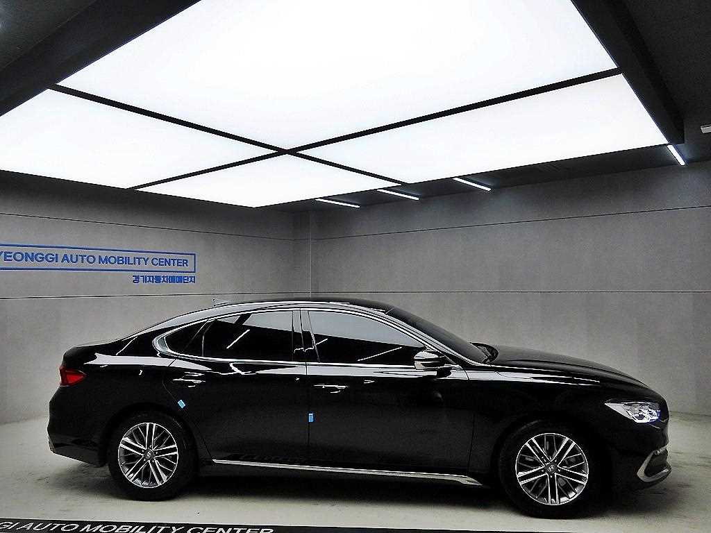 HYUNDAI Grandeur - Vista 2