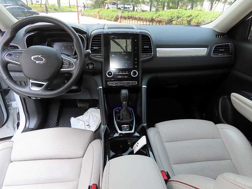 SAMSUNG QM6 2022 Blanco - Importación desde Corea - HF Imports Iquique - Foto 1