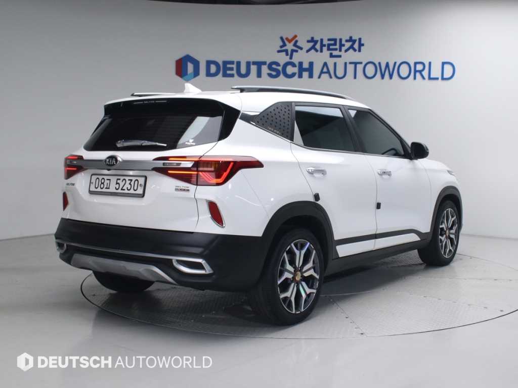 KIA Seltos - Vista 2
