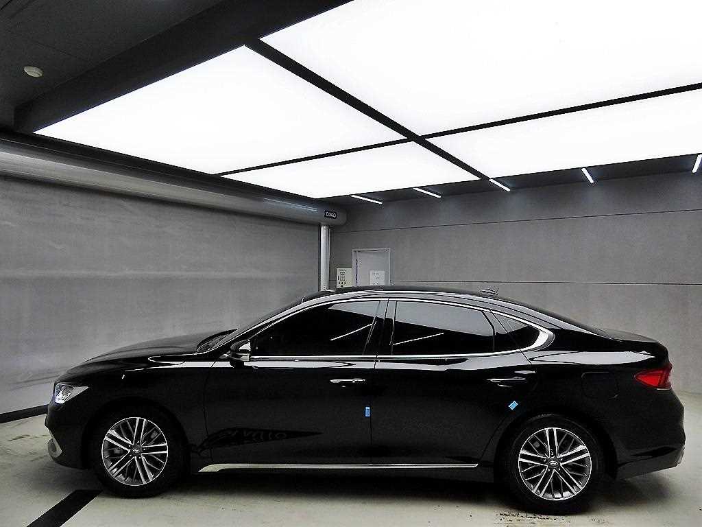 HYUNDAI Grandeur - Vista 4